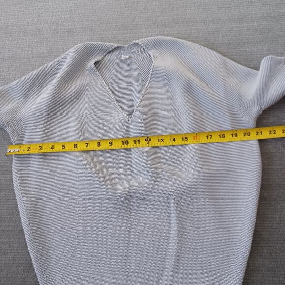 Uniqlo Sweater Women S Blue Birdseye Knit V Neck Cotton Minimalist Classic 3/4 - Picture 4 of 7